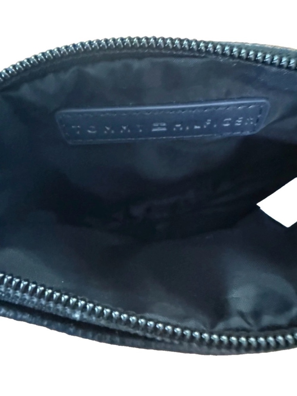Tommy Hilfiger Black Wristlet Clutch - Picture 4 of 9